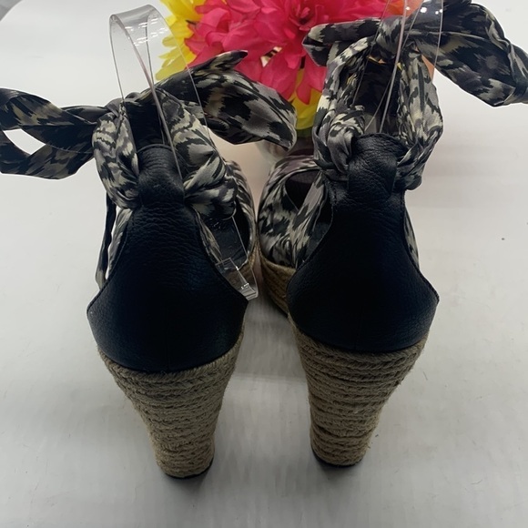 Ugg Lucianna Black white fabric rope wedge sandal size 8.5. MCW0648A - Picture 4 of 8